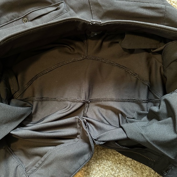 Lululemon Black Commision Pant Classic 32" - Picture 8 of 9